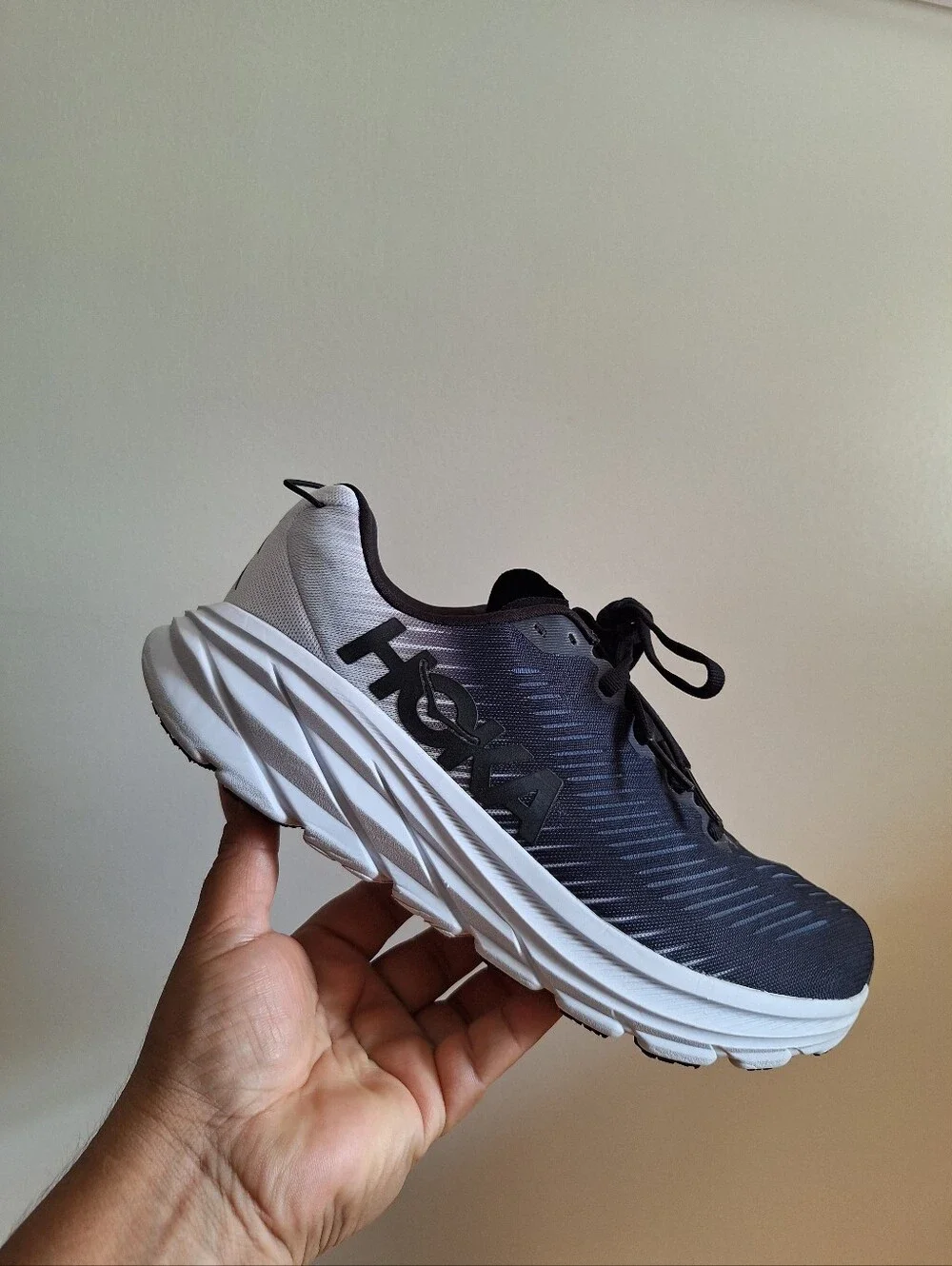 Hoka Rincon 3 Women's Black And White Size 7.5D